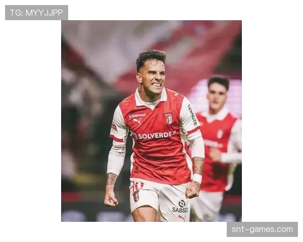 本菲卡中场掌控力惊艳，新赛季表现引人期待