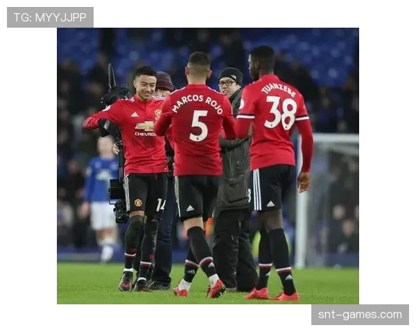 新援加盟助力博阿重返巅峰,转会策略成效初显 新援加盟助力博阿重返巅峰,转会策略成效初显