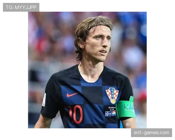 攻防转换枢纽：莫德里奇的战术作用